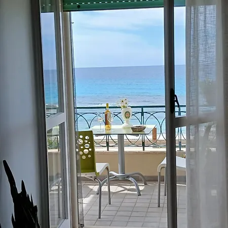 Apartamento La Terrazza Sul Mare Di *